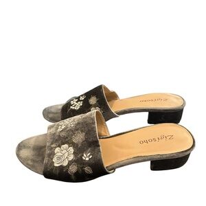 Velvet embroidered sandals Sz 9 1/2 grey